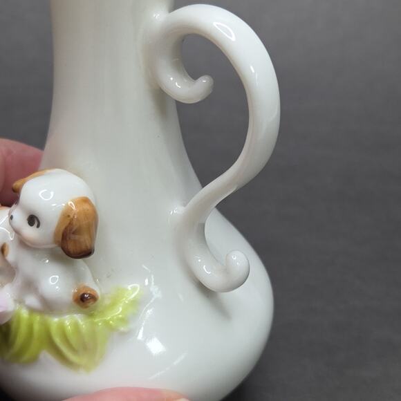 Kato Kogei 5-1/2in Porcelain Bud Vase Puppies Pitcher Small Shelf Desk Decor - Picture 8 of 9